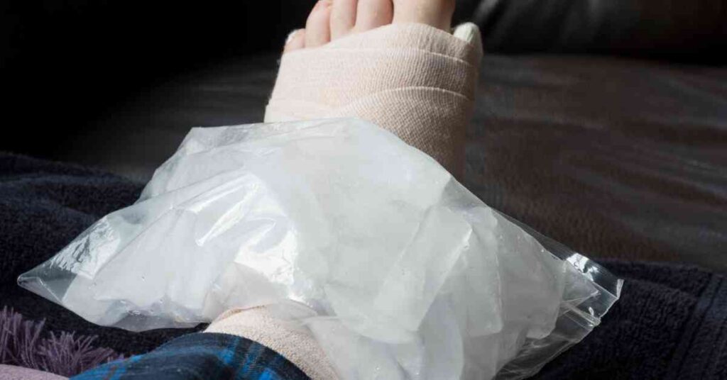 How to Reduce Swollen Ankles